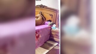 مصري ينيك بنت من مصر بتتاجر باليلة باوضاع نيك ساخنة نار وكلام سكس جامد 2026