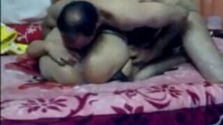 سكس طويل مصري ياكل كس مراته وينكها جامد اوي بوضع ساخن و جديد - سكس مصري بصوت واضح