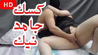 مصري جامد بيقول لمراته كسك سايح يا متناكة وهوا بيبعبص فيها وكلام يسيح الصخر