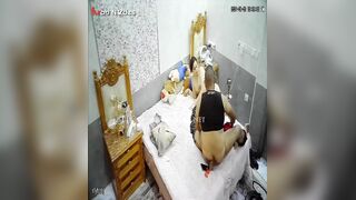 مصري زارع كاميرا في اوضة النوم وبينيك مراته الجامدة باوضاع سكس عربي ساخنة نار 2026