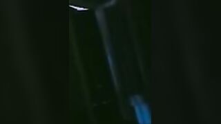 مصرية بعد الجامعة راحت مع ولد الشقة يفشخها وينزل شرفها و ينيكها جامد اوي فيديو سكس طويل ساخن نار بصوت عربي يسيح