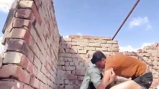 فيديو سكس مسرب فوق السطوح مع شاب مراهق ناك كس محجبة بنت بنوت ونزل شرفها 2026