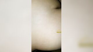 موزة عربية تتناك في السيارة نيك جامد اوي بزواية صعبة - سكس عربي