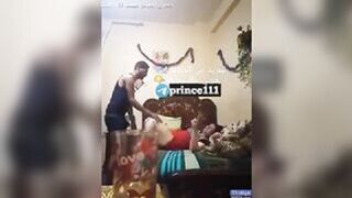 مصرية مولعة نار هايجة مع العنتيل بتاعها في الشقة لابساله قميص نوم احمر يهج زبه في لحظة - سكس مصري